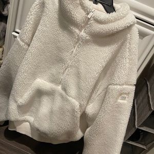Alo Yoga sherpa jacket